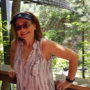 Meet your Posher, Petra